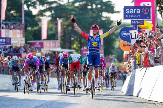 IPA85221429 - MILAN Jonathan (LIDL-TREK) wins the Stage 21 of Giro d Italia in Rome during Rome - Rome, Giro d Italia race in Rome, Italy, May 31 2026  Copyright: xSaraxEsposito IPAxSportx xx 85221429