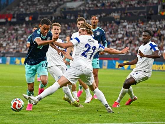 31.05.2026, Fussball Freundschafts-Länderspiele 3.Spieltag, Deutschland - Finnland, in der Mewa-Arena Mainz, v.l. Jamal Musiala (Deutschland) gege Ville Koski (Finnland)