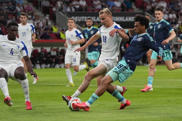 Nathaniel Brown (Deutschland Germany) gegen Topi Keskinen (Finnland) - Mainz 31.05.2026: Deutschland vs. Finnland, Freundschaftsspiel, WM-Vorbereitung, MEWA Arena Mainz