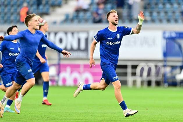 KAA Gent v KRC Genk - Jupiler Pro League Europe Play-Off Decider GENT, BELGIUM - MAY 31 : Van Der Heyden Siebe defender of KAA Gent celebrates during the Jupiler Pro League Europe Play-Off decider match with the last European Conference League ticket at stake between KAA Gent and KRC Genk on May 31, 2026 in Gent, Belgium, 31 05 2026 Gent Belgium  Copyright: xPeterxDexVoechtx
