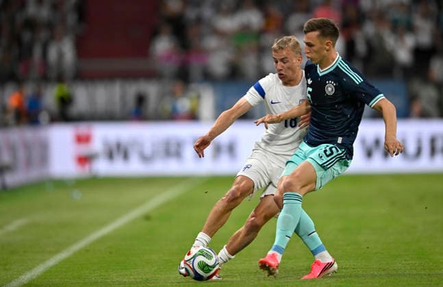 Zweikampf, Aktion Nico Schlotterbeck GER (15) gegen Topi Keskinen FIN (18) DFB Laenderspiel Deutschland GER vs Finnland FIN Freundschaftsspiel Testspiel am 31.05.2026 DFL REGULATIONS PROHIBIT ANY USE OF PHOTOGRAPHS AS IMAGE SEQUENCES AND OR QUASI-VIDEO DFB Laenderspiel Deutschland GER vs Finnland FIN
