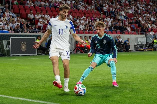 Adam Markhiev 11 (Finnland) in Aktion mit Lennart Karl 25 (Deutschland), Deutschland vs. Finnland, Fussball, Maenner, UEFA, Freundschaftsspiel, Friendly Match, DFB, Saison 2025 2026, 31.05.2026 Mainz Rheinland-Pfalz Deutschland