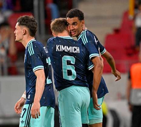 31.05.2026, Fussball Freundschafts-Länderspiele 3.Spieltag, Deutschland - Finnland, in der Mewa-Arena Mainz, v.l. Florian Wirtz (Deutschland), Joshua Kimmich (Deutschland) und Jamal Musiala (Deutschland) jubeln