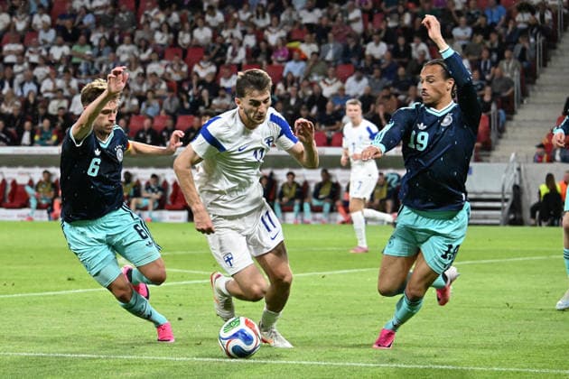31.05.2026, xsltx, Fussball Länderspiel, Deutschland - Finnland v.l. Joshua Kimmich (Deutsche Fussball Nationalmannschaft DFB) Adam Marhiev (Finnische Nationalmannschaft Finnland) Leroy Sane (Deutsche Fussball Nationalmannschaft DFB) Zweikampf, Aktion, action, battle for the ball (DFL DFB REGULATIONS PROHIBIT ANY USE OF PHOTOGRAPHS as IMAGE SEQUENCES and or QUASI-VIDEO) Mainz
