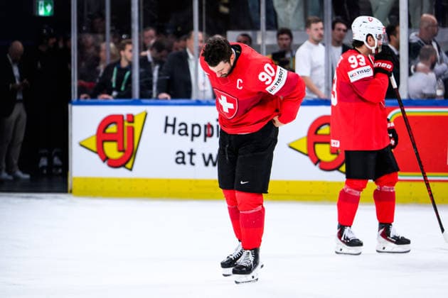 260531 Roman Josi of Switzerland looks dejected after the 2026 IIHF Ice hockey, Eishockey World Championship, WM, Weltmeisterschaft final between Switzerland and Finland on May 31, 2026 in Zürich. Photo: Jesper Zerman BILDBYRAN kod JZ JZ0742 ishockey ice hockey ishockey-vm 2026 vm 2026 iihf world championship final switzerland schweiz finland bbeng depp Copyright: JESPERxZERMAN BB260531JZ207