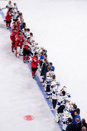 ZURICH, SWITZERLAND - MAY 31: medal ceremony during the 2026 IIHF Ice hockey, Eishockey World Championship, WM, Weltmeisterschaft Switzerland Gold Medal game between Switzerland and Finland at Swiss Life Arena on May 31, 2026 in Zurich, Zurich. Zurich Swiss Life Arena Zurich Switzerland Copyright: xJustPictures.ch JarixPestelaccix jp-en-EuSpIm-_DSC1675-20260531