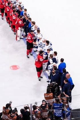 ZURICH, SWITZERLAND - MAY 31: medal ceremony during the 2026 IIHF Ice hockey, Eishockey World Championship, WM, Weltmeisterschaft Switzerland Gold Medal game between Switzerland and Finland at Swiss Life Arena on May 31, 2026 in Zurich, Zurich. Zurich Swiss Life Arena Zurich Switzerland Copyright: xJustPictures.ch JarixPestelaccix jp-en-EuSpIm-_DSC1686-20260531