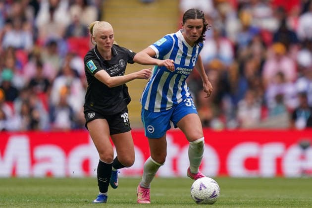 Brighton & Hove Albion Women v Manchester City Women, Women s FA Cup Final Charlize Rule of Brighton & Hove Albion under pressure from Laura Blindkilde of Manchester City during the Brighton & Hove Albion Women v Manchester City Women, Adobe Women s FA Cup Final at Wembley Stadium, London, England on 31 May 2026 Credit: Dylan Hepworth Every Second Media Editorial use only. All images are copyright Every Second Media Limited. No images may be reproduced without prior permission. Copyright: xIMAGO EveryxSecondxMediax ESM-2018-0157 DylanxHepworthx xEveryxSecondxMediax