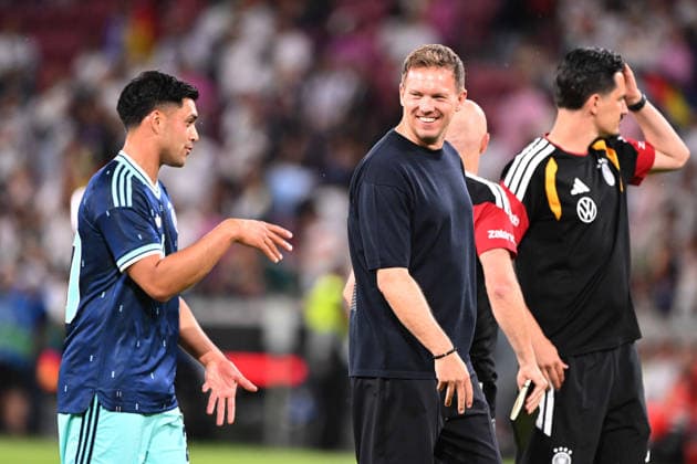 Schlussjubel, jubelnd, Jubel, Begeisterung, Freude, Emotion Nadiem AMIRI (GER) und Trainer Bundestrainer Julian NAGELSMANN (GER) Deutschland (GER) - Finnland (FIN) 4-0 Fussball Laenderspiel,Freundschaftsspiel, am 3105.2026, Mewa Arena Mainz Deutschland. UEFA regulations prohibit any use of photographs as image sequences and or quasi-video Â