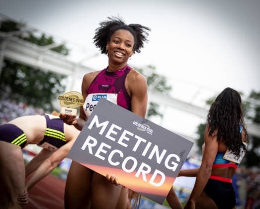 Goldenes Oval; Dresden, 31.05.2026 Strahlende Siegerin über 400m der Frauen mit Meetingrekord von 50,93 Sekunden: Paris Peoples (USA United States); Leichtathletik-Meeting Goldenes Oval am 31.05.2026 im Heinz-Steyer-Stadion in Dresden (Sachsen). Copyright: xBEAUTIFULxSPORTS R.xSchmittx