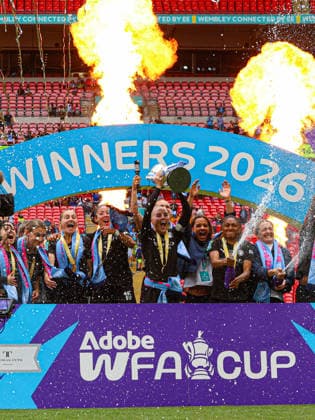 LONDON, ENGLAND - May 31: Manchester City lift the trophy during the Adobe Womens FA Cup Final match between Brighton and Hove Albion and Manchester City at Wembley Stadium, May 31 in London, England  Copyright: xNataliexMincher SPPx Sportspressphoto_SPR158425