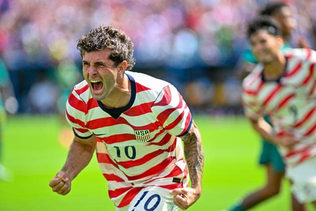 May 31, 2026, Charlotte, North Carolina, USA: USA forward CHRISTIAN PULISIC celebrates his goal in the first half. The U.S. MenÃ¢â‚¬â ¢s national team, Nationalteam defeated Senegal, 3-2, at Bank of America Stadium in Charlotte, NC. Charlotte USA - ZUMAm261 20260531_zsp_m261_011 Copyright: xPatrickxMagoonx