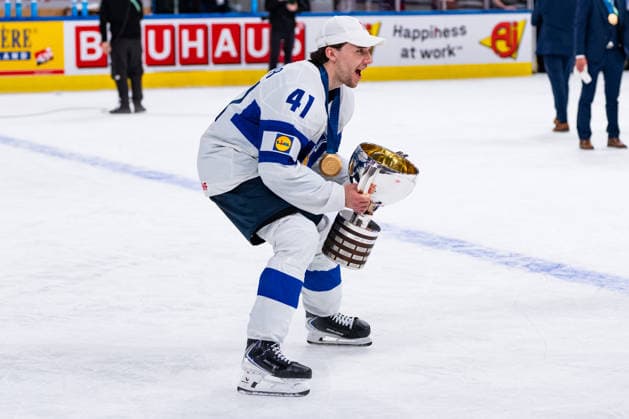 ZURICH, SWITZERLAND - MAY 31: Ville Hainola (Finland, 41) celebrating the Win of the Gold Medal during the Gold Medal Game - Match 64 between Switzerland and Finland at the IIHF Ice hockey, Eishockey World Championship, WM, Weltmeisterschaft 2026, Swiss Life Arena on May 31, 2026 in Zurich, Switzerland. Zurich Switzerland Copyright: xTimoxSteinx