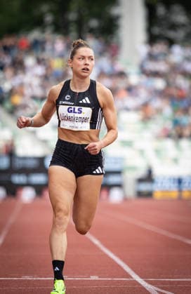 Goldenes Oval; Dresden, 31.05.2026 Auf der Ziellinie: Gina Lückenkemper (GER Germany) im 100m-Vorlauf der Frauen; Leichtathletik-Meeting Goldenes Oval am 31.05.2026 im Heinz-Steyer-Stadion in Dresden (Sachsen). Copyright: xBEAUTIFULxSPORTS R.xSchmittx