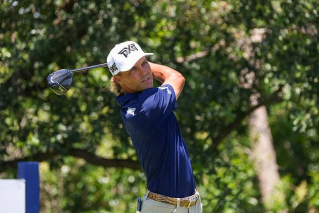 FORT WORTH, TX - MAY 31: Eric Cole (USA) hits from the 9th tee during the final round of the Charles Schwab Challenge on May 31, 2026 at Colonial Country Club in Fort Worth, TX. (Photo by George Walker Icon Sportswire) GOLF: MAY 31 PGA, Golf Herren Charles Schwab Challenge EDITORIAL USE ONLY Icon26053136