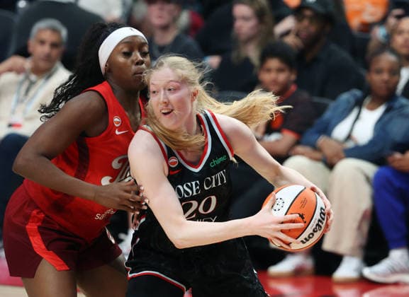 May 30, 2026: Portland Fire guard Frieda Buhner (20) works her way to the basket during the WNBA, Basketball Damen, USA game between the Portland Fire and the Indiana Fever at the Rose Garden, Portland, OR. CSM (Cal Media via AP Images) Portland USA - ZUMAc04_ 20260530_zma_c04_079 Copyright: xLarryxC.xLawsonx