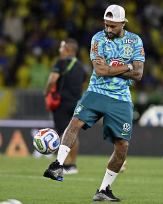 RIO DE JANEIRO, BRAZIL - MAY 31: Neymar of Brazil controls the ball during warm up prior to the International Friendly, Länderspiel, Nationalmannschaft match between Brazil and Panama at Maracana Stadium on May 31, 2026 in Rio de Janeiro, Brazil (Photo by Andre Ricardo Sports Press Photo SPP)  Copyright: xSportsxPressxPhotox Sportspressphoto_SPR158613