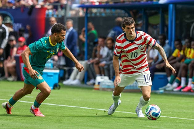 May 31, 2026, Charlotte, North Carolina, USA: United States forward Christian Pulisic (10) controls a ball during an International Friendly, Länderspiel, Nationalmannschaft match between United States and Senegal at Bank of America Stadium in Charlotte, North Carolina Charlotte USA - ZUMAa257 20260531_zsp_a257_004 Copyright: xChrisxArjoonx