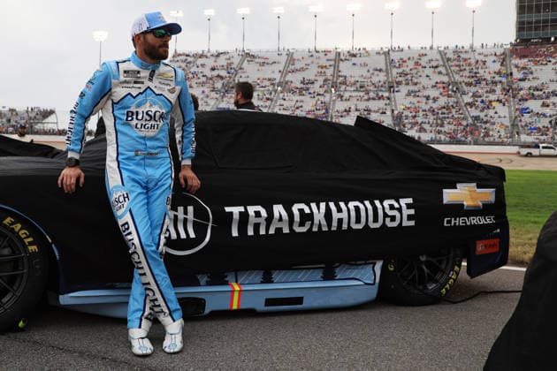 NASHVILLE, TN - MAY 31: Ross Chastain ( 1 TrackHouse Racing Busch Light Country Chevrolet) stands on pit road prior to the running of the NASCAR, Motorsport, USA Cup Series Cracker Barrel 400 on May 31, 2026 at Nashville Superspeedway in Lebanon, TN. (Photo by Jeff Robinson Icon Sportswire) AUTO: MAY 31 NASCAR Cup Series Cracker Barrel 400 EDITORIAL USE ONLY Icon26053118772400