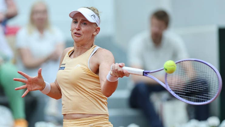(260601) -- PARIS, June 1, 2026 -- Jil Teichmann hits a return during the women s singles 4th round match between Mirra Andreeva of Russia and Jil Teichmann of Switzerland at the French Open tennis tournament at Roland Garros, Paris, France, May 31, 2026. ) (SP)FRANCE-PARIS-TENNIS-FRENCH OPEN-WOMEN S SINGLES-4TH ROUND WuxHuiwo 