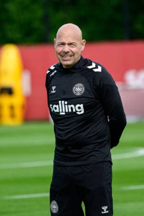Denmark training before test matches, Helsingor, Denmark Helsingor, Denmark. 31st. May, 2026. national team, Nationalteam head coach Brian Riemer of Denmark seen during a training session in Elsinore before two upcoming test matches. Denmark, Helsingor  Copyright: xGonzalesxPhoto DennisxJacobsenx