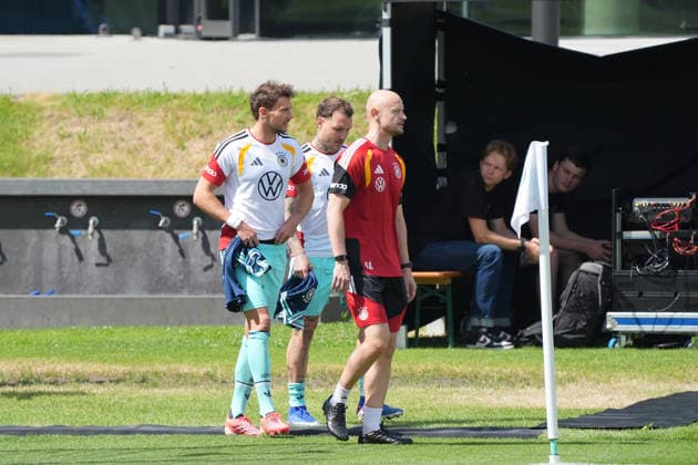 Leon Goretzka (Deutschland Germany), David Raum (Deutschland Germany) - Frankfurt 01.06.2026: Deutsche Nationalmannschaft verabschiedet sich mit öffentlichem Training aus Deutschland