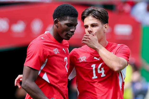 Breel Embolo (Switzerland) und Ardon Jashari (Switzerland) unterhalten sich, International Friendly, Länderspiel, Nationalmannschaft Switzerland v Jordan, Kybunpark am 31. May 2026 in St Gallen, Schweiz. (Foto von Marco Steinbrenner DeFodi Images) Breel Embolo (Switzerland) und Ardon Jashari (Switzerland) talk together, International Friendly, Switzerland v Jordan, Kybunpark, May 31, 2026 in St Gallen, Switzerland. (Photo by Marco Steinbrenner DeFodi Images) - *** Breel Embolo Switzerland and Ardon Jashari Switzerland talk together, International Friendly, Switzerland v Jordan, Kybunpark on May 31, 2026 in St Gallen, Switzerland Photo by Marco Steinbrenner DeFodi Images Breel Embolo Switzerland and Ardon Jashari Switzerland talk together, International Friendly, Switzerland v Jordan, Kybunpark, May 31, 2026 in St Gallen, Switzerland Photo by Marco Steinbrenner DeFodi Images