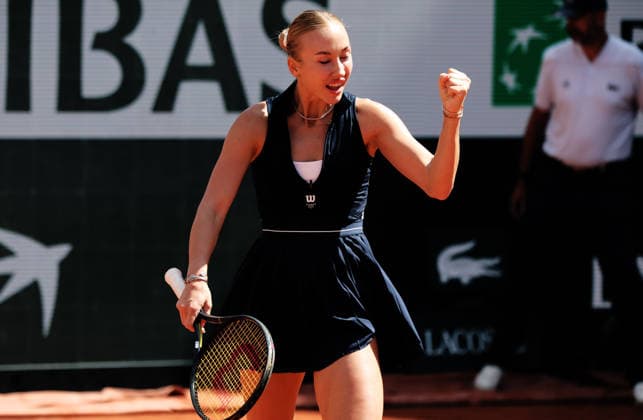 TENNIS - French Open 2026 PARIS,FRANCE,01.JUN.26 - TENNIS - WTA, Tennis Damen Tour, French Open, Roland Garros, Grand Slam. Image shows Anastasia Potapova (AUT).  GEPAxpictures xMatthiasxHauer