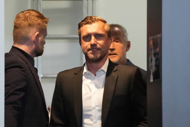 Vorstand Markus Krösche und Trainer Adi Hütter (Eintracht Frankfurt) bei seiner Vorstellungspressekonferenz - Frankfurt 01.06.2026: Eintracht Frankfurt stellt Adi Hütter als neuen Trainer vor, Proficamp Eintracht
