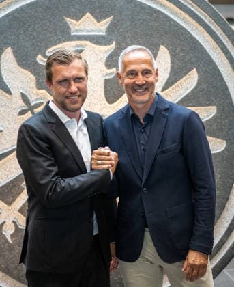 01.06.2026, xfux, Fussball 1.Bundesliga, Eintracht Frankfurt - Pressekonferenz zur Vorstellung von Adolf Adi Hütter Huetter als neuen Cheftrainer v.l. Vorstand Markus Kroesche Krösche Director of Sports (Eintracht Frankfurt), Trainer Adolf Adi Hütter Huetter (Eintracht Frankfurt) zautz (DFL DFB REGULATIONS PROHIBIT ANY USE OF PHOTOGRAPHS as IMAGE SEQUENCES and or QUASI-VIDEO) Frankfurt am Main *** 01 06 2026, xfux, Fussball 1 Bundesliga, Eintracht Frankfurt Press conference for the presentation of Adolf Adi Hütter Huetter as new head coach v l Sport Vorstand Markus Kroesche Krösche Director of Sports Eintracht Frankfurt , Trainer Adolf Adi Hütter Huetter Eintracht Frankfurt zautz DFL DFB REGULATIONS PROHIBIT ANY USE OF PHOTOGRAPHS as IMAGE SEQUENCES and or QUASI VIDEO Frankfurt am Main
