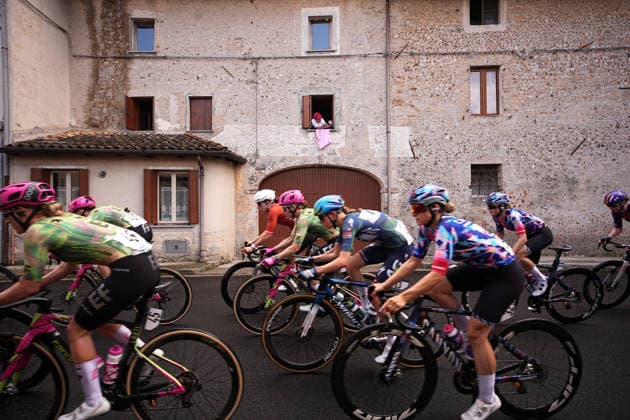 The pack rides cycles during Stage 3 of the Giro d™Italia Women, from Bibione to Buja, Italy, Monday, June 1, 2026  Copyright: xMarcoxAlpozzi LaPressex