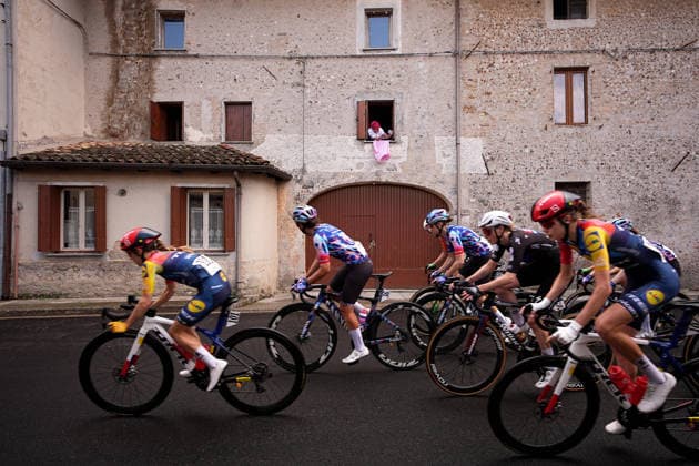 The pack rides cycles during Stage 3 of the Giro d™Italia Women, from Bibione to Buja, Italy, Monday, June 1, 2026  Copyright: xMarcoxAlpozzi LaPressex