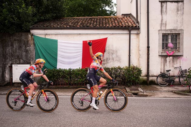 Netherlands™s Anna van der Breggen of Team SD Worx - Protime™s and Italy™s Elena Cecchini of Team SD Worx - Protime™s during Stage 3 of the Giro d™Italia Women, from Bibione to Buja, Italy, Monday, June 1, 2026  Copyright: xMarcoxAlpozzi LaPressex
