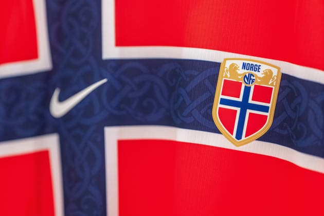 260601 The crest on the Norway home kit in the dressing room ahead of the International Friendly, Länderspiel, Nationalmannschaft football match between Norway and Sweden on June 1, 2026 in Oslo. Photo: Vegard Grott BILDBYRAN kod VG JM0820 bbeng fotboll football soccer fotball träningslandskamp privatlandskamp landskamp international friendly norge norway sverige sweden sverige a garderobe hjemmedrakt genre *** 260601 The crest on the Norway home kit in the dressing room ahead of the international friendly football match between Norway and Sweden on June 1, 2026 in Oslo Photo Vegard Grott BILDBYRAN kod VG JM0820 bbeng fotboll football soccer fotball träningslandskamp privatlandskamp landskamp international friendly norge norway sverige sweden sverige a garderobe hjemmedrakt genre  Copyright: VEGARDxGRoTT BB260601VG003