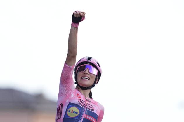 Italy™s Elisa Balsamo of Lidl - Trek™s pink jersey stage winner. during Stage 3 of the Giro d™Italia Women, from Bibione to Buja, Italy, Monday, June 1, 2026  Copyright: xDavidexSpada LaPressex