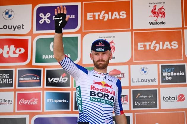 Tour de Wallonie 2026 Stage 1 LOBBES, BELGIUM - JUNE 01 : Meeus Jordi (BEL) of Red Bull BORA Hansgrohe pictured during the podium ceremony after winning during stage 1 of the 47th edition of Ethias Tour de Wallonie an UCI ProSeries 2.Pro cycling road race stage for Men Elite of 180.7 km with start in Manage and finish in Lobbes on June 1, 2026 in Lobbes, Belgium, 01 06 2026 ( Motordriver Pieter Van Herzele - Lobbes Belgium  Copyright: xVincentxKalutx