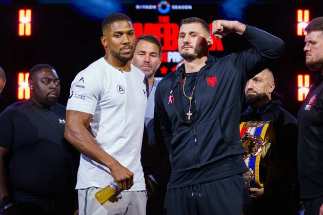 The Comeback Launch press conference, PK, Pressekonferenz Anthony Joshua v Kristian Prenga Anthony Joshua and Kristian Prenga facing off during the The Comeback Launch Press Conference, Anthony Joshua v Kristian Prenga ahead of summer showdown in Riyadh, Saudi Arabia at the Exhibition White City, London, England, United Kingdom on 1 June 2026 Credit: Dylan Hepworth Every Second Media Editorial use only. All images are copyright Every Second Media Limited. No images may be reproduced without prior permission. Copyright: xIMAGO EveryxSecondxMediax ESM-2020-0012 DylanxHepworthx xEveryxSecondxMediax
