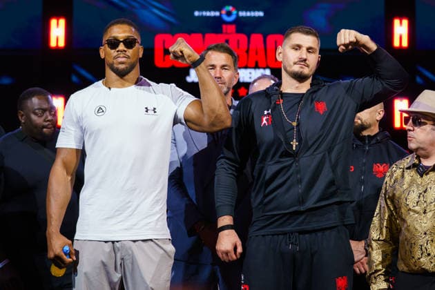 The Comeback Launch press conference, PK, Pressekonferenz Anthony Joshua v Kristian Prenga Anthony Joshua and Kristian Prenga facing off during the The Comeback Launch Press Conference, Anthony Joshua v Kristian Prenga ahead of summer showdown in Riyadh, Saudi Arabia at the Exhibition White City, London, England, United Kingdom on 1 June 2026 Credit: Dylan Hepworth Every Second Media Editorial use only. All images are copyright Every Second Media Limited. No images may be reproduced without prior permission. Copyright: xIMAGO EveryxSecondxMediax ESM-2020-0013 DylanxHepworthx xEveryxSecondxMediax