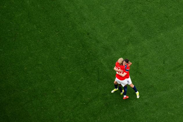 260601 Antonio Nusa of Norway celebrates with Jorgen Strand Larsen after 2-0 during the International Friendly, Länderspiel, Nationalmannschaft football match between Norway and Sweden on June 1, 2026 in Oslo. Photo: Vegard Grott BILDBYRAN kod VG JM0820 bbeng fotboll football soccer fotball träningslandskamp privatlandskamp landskamp international friendly norge norway sverige sweden sverige a jubel Copyright: VEGARDxGRoTT BB260601VG044