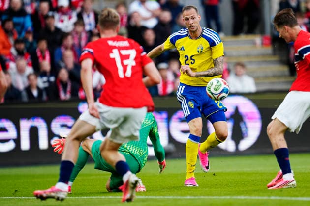 OSLO, NORGE 20260601 Sveriges Gustaf Nilsson under mandagens träningslandkamp i fotboll mellan Norge och Sverige pa Ulleval Stadion i Oslo inför fotbolls-VM i sommar.