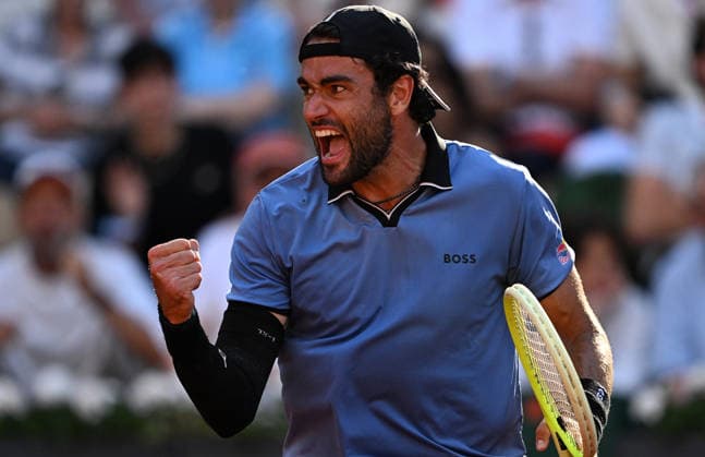 2026 French Open, Roland-Garros - Day 9 PARIS, FRANCE - JUNE 1: Matteo Berrettini of Italy celebrates after winning the match against Juan Manuel Cerundolo of Argentina during their Men s Singles fourth round match on Day Nine of the 2026 French Open tennis tournament at the Roland-Garros Complex in Paris on June 1, 2026. Burak Akbulut Anadolu Paris France. Editorial use only. Please get in touch for any other usage.  Copyright: x2026xAnadoluxBurakxAkbulutx