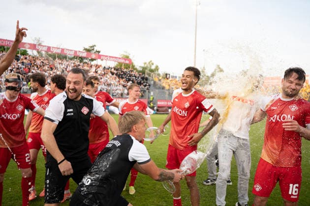 01.06.2026, xhfmx, Fussball Relegation 3.Liga, Kickers Wuerzburg - 1.FC Lok Leipzig Würzburg bejubelt den Aufstieg in die 3. Liga. (DFL DFB REGULATIONS PROHIBIT ANY USE OF PHOTOGRAPHS as IMAGE SEQUENCES and or QUASI-VIDEO) Wuerzburg