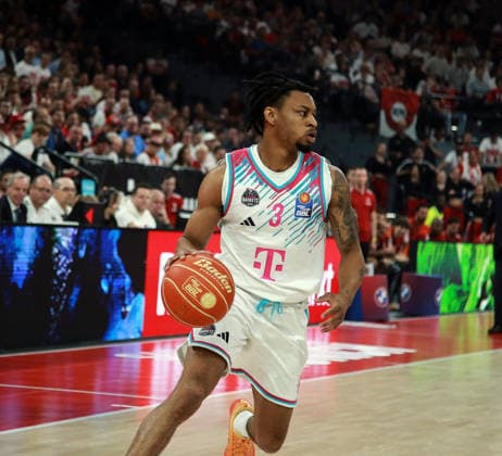 Zachary COOKS (Bonn), Herren Basketball Bundesliga, 2025 26, play off Halbfinale, zweites Spiel, FC Bayern Muenchen Basketball vs Telekom Baskets Bonn, SAP Garden3, 01.06.26 Copyright: WolfgangxFehrmann