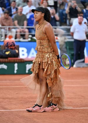 2026 French Open, Roland-Garros - Day 9 PARIS, FRANCE - JUNE 1: Naomi Osaka of Japan arrives to Court Philippe-Chatrier ahead of her women s singles match against Aryna Sabalenka on day 9 of the French Open tennis tournament at the Roland-Garros Complex in Paris on June 1, 2026. Mustafa Yalcin Anadolu Paris France. Editorial use only. Please get in touch for any other usage.  Copyright: x2026xAnadoluxMustafaxYalcinx