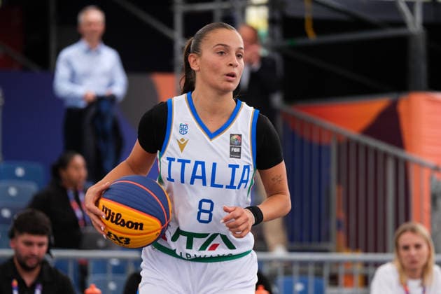 June 1, 2026, Warsaw, Masovian Voivodeship, Poland: ItalyÃ¢â‚¬â ¢s BEATRICE NOEMI CALORO (8) in action during a FIBA 3x3 Basketball World Cup womenÃ¢â‚¬â ¢s Pool C game between China and Italy in Warsaw, Poland. Warsaw Poland - ZUMAk204 20260601_zip_k204_064 Copyright: xRomanxKozielx
