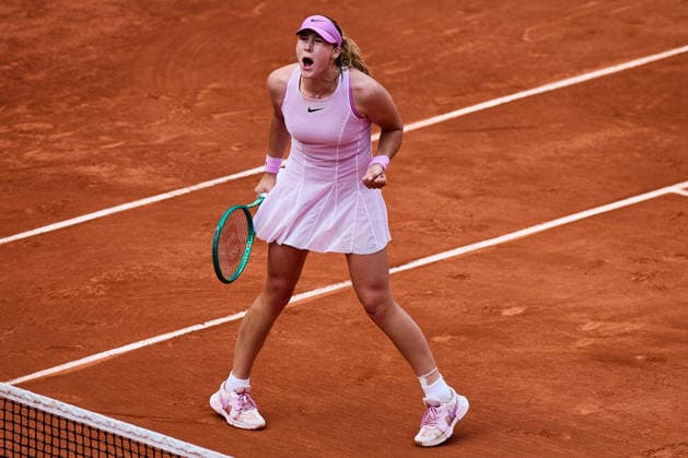 June 1, 2026, Paris, Ile-De-France, France: Mirra Andreeva reacts very emotional, celebrates the win of the Match against Jil Teichmann of Switzerland during the French Open at Roland Garros - Tennis Grand Slam, 31.5.2026 in Paris (Roland Garros), France Tennis 2026: ROLAND GARROS - French Open Tennis Grand Slam - Paris: ANDREEVA 6:3 6:2 TEICHMANN  - ZUMAs343 20260601_zsp_s343_118 Copyright: xMathiasxSchulzx