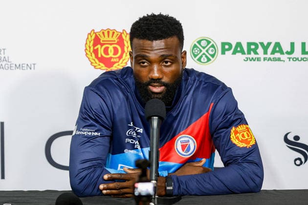 June 1, 2026, Fort Lauderdale, Florida, USA: Haiti forward Frantzdy Pierrot (20) speaks to the media before a training session prior to a pre 2026 FIFA World Cup, WM, Weltmeisterschaft, Fussball Friendly game against New Zealand. Fort Lauderdale USA - ZUMAa257 20260601_zsp_a257_014 Copyright: xChrisxArjoonx