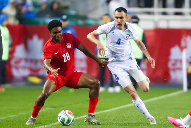 June 1, 2026, Edmonton, Ab, CANADA: Canada s Ralph Priso (28) battles against Uzbekistan s Farrukh Sayfiev (4) during second half World Cup Friendly soccer action in Edmonton on Monday, June 1, 2026. Canada News - June 1, 2026  - ZUMAc35_ 20260601_zaf_c35_091 Copyright: xCodiexMclachlanx