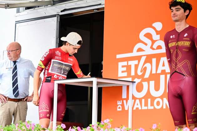 Tour de Wallonie 2026 Stage 2 LIBRAMONT-CHEVIGNY, BELGIUM - JUNE 02 : Florez Samuel (COL) of Modern Adventure Pro Cycling signing before the start of the race during stage 2 of the 47th edition of Ethias Tour de Wallonie an UCI ProSeries 2.Pro cycling road race stage for Men Elite of 192.1 km with start in Jodoigne and finish in Libramont-Chevigny on June 2, 2026 in Libramont-Chevigny, Belgium, 02 06 2026 ( Motordriver Pieter Van Herzele - Libramont-Chevigny Belgium  Copyright: xVincentxKalutx