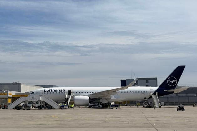 A350-900 Wuppertal der Lufthansa steht zum Einstieg für die Nationalelf bereit - Frankfurt 02.06.2026: Abflug der Deutschen Nationalmannschaft zur WM in die USA